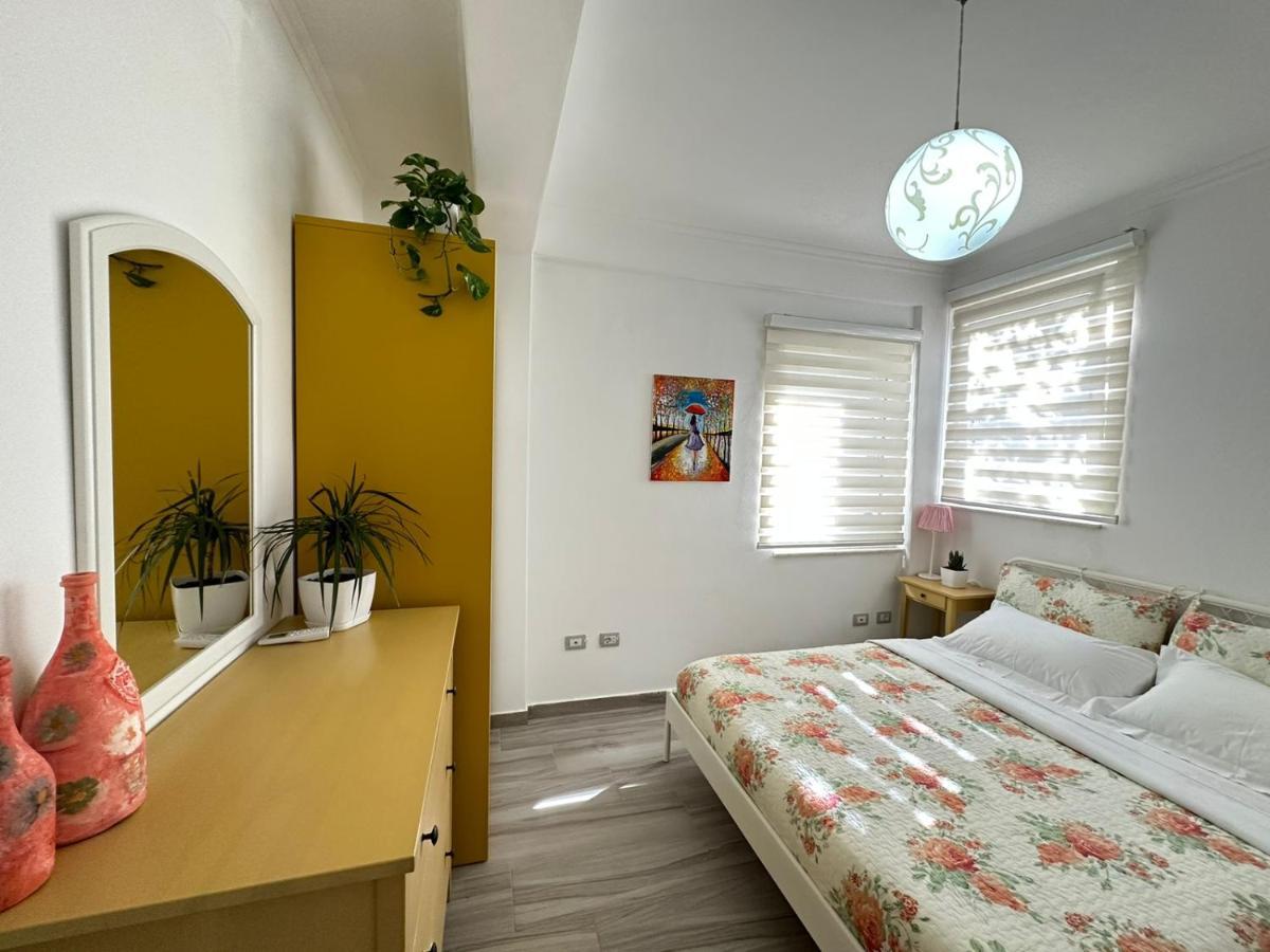 Home Aquamarine & Residence Vlorë Eksteriør bilde